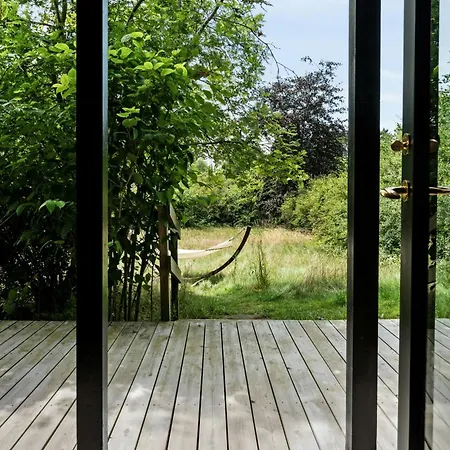 Peace And Togetherness In A Charming Summer Lumsås