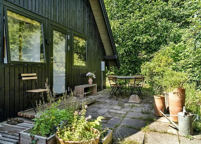 Peace And Togetherness In A Charming Summer *